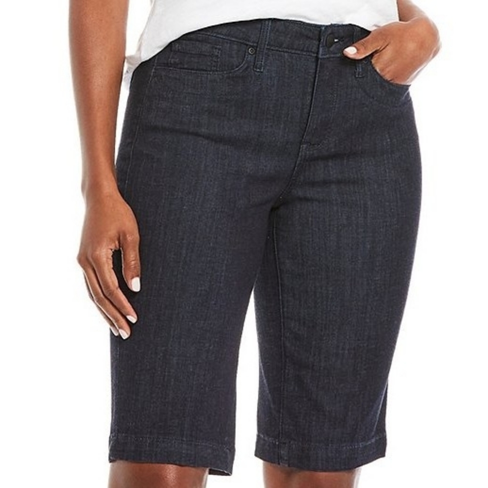 Nwt size 10 NYDJ Black Bermuda Denim shorts